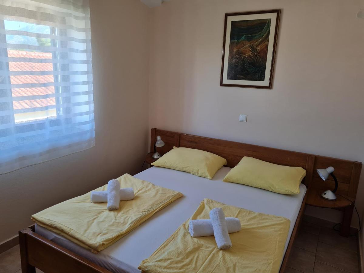 Apartment Lavanda Starigrad Paklenica Exterior foto